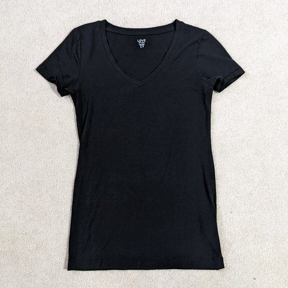(Bundle 2 for $8) EUC LOVE by Gap Black V-neck T-shirt - Picture 1 of 4